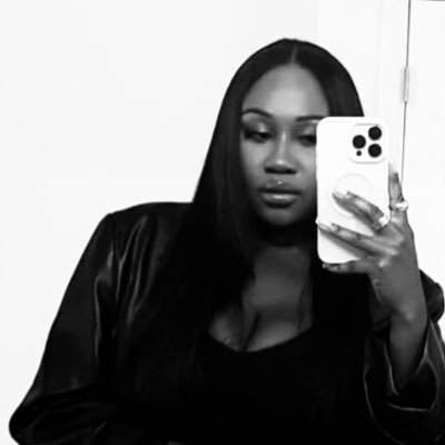 itsimanisymone's profile picture. Nothing, just talking shit.