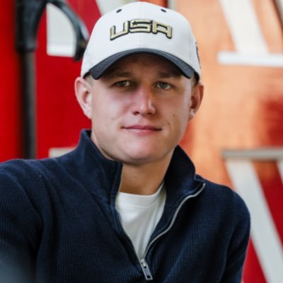 Builder_HQ's profile picture. Gen-Z American. Winning, Ideas, Numbers, and People.

1 of 300