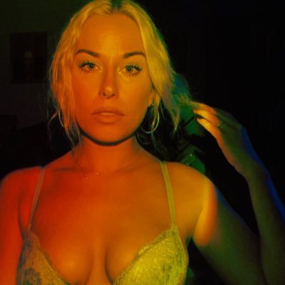 JohnsonCommaK's profile picture. 