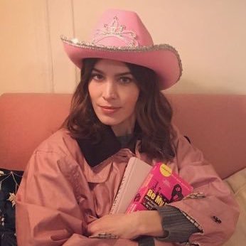 hard2lov333's profile picture. portamento by the drums ★ 📹 ig: hard2lov333s