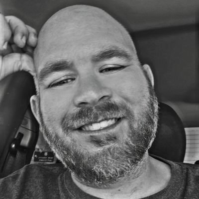 OhioCharcArtist's profile picture. Charcoal Artist-Open for commission but just love to draw #NavyVet #OSUBuckeyes 🏈 #ForTheShoe #Blackhawks 🏒 #Cubs ⚾️