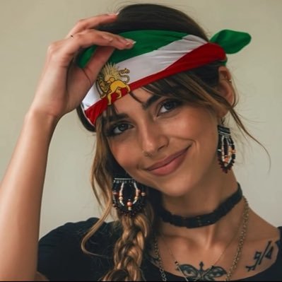 fatidooli's profile picture. #MIGAwithKingRezaPahlavi 💋