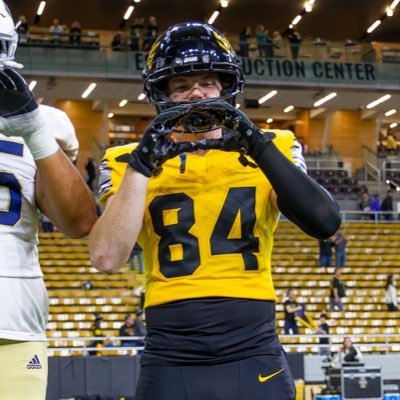 Joseph6Vinup's profile picture. 