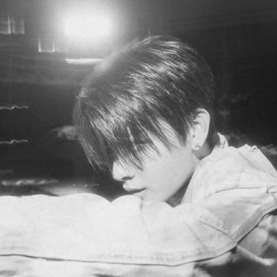 floristchz's profile picture. 🎀🫧` ꒰ ⌗タイネックス ꒱ 19 : 42 𓂃🦮🐈‍⬛ ˚ ༘♡