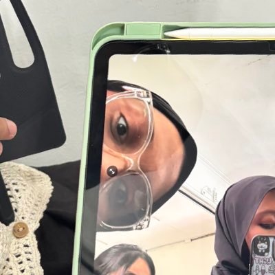 medmaestroow's profile picture. studying medicine & surviving feelings |   warning: oversharing in medical terms