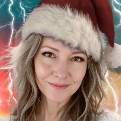 CallmeM__'s profile picture. ✨🫵🏻 Your essential timeline vibe shift with my original Physical and Digital Art, Nature Photographs and Videos, and some uplifting, fun AI Art.