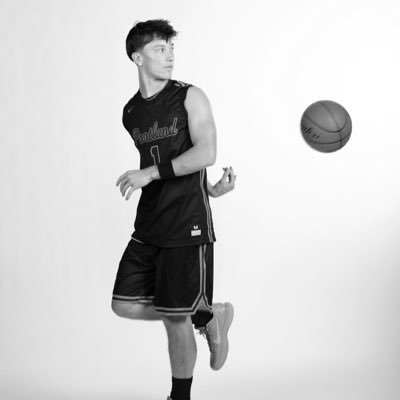 JacksonLeach_11's profile picture. 5’10 160 lbs | TRUE PG | 971-707-0677 | Jacksonlbasketball11@gmail.com | @PortlandCCMBB