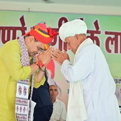 Pemji_29's profile picture. अध्यक्ष विश्नोई समाज बाड़मेर ,
पूर्व सरपंच सोनडी,
 उपाध्यक्ष भाजपा बाड़मेर,
 प.स. सदस्य सोनडी