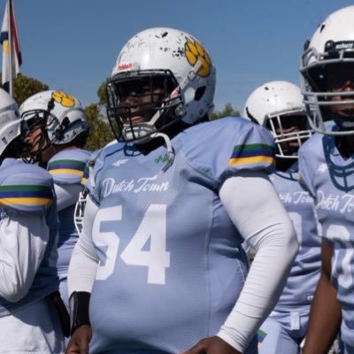 MikingSylvan1's profile picture. 5’10  | weight 230 | class of 2030 |center-guard | 3.8 GPA | #agtg