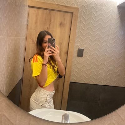 itsssslau's profile picture. just 4 fun 😜