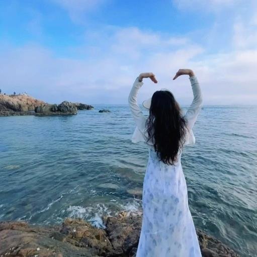 9iE03polbV7kiJ's profile picture. 新しい友達を作って毎日幸せに過ごしましょう！