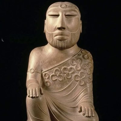 kaaroonjhar's profile picture. اسان جي مرڻ پڄاڻا، اسان جو ڪل اساسو قلم ۽ پنون. ڪارونجھر اسان جو قلم آھي ڌرتي اسان جو پنون آھي YouTuber https://t.co/S9MUHp7X3f Writer Farmer