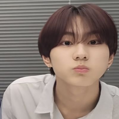 woncamroll's profile picture. ㅤ   𓂃 ֹ ֪  #인하이펜  ⋆  #정원 love—pages ૮⑅ . . ა