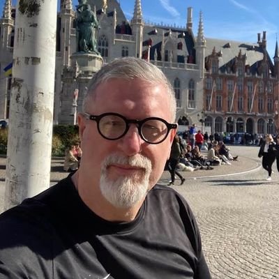 OkoroduduT98798's profile picture. Smiling my way through life.🌿