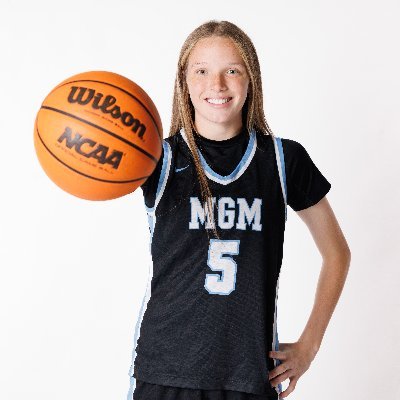 LilaCoates_2028's profile picture. Mary G Montgomery 2028 | 5'10" | Mobile Comets 🏀 G/F | 7A All County | AL Bombers Gold 🥎 P/SS/OF | GPA 3.6 | NCAA ID 2504553629 | lilacoates2028@gmail.com