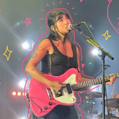 rocksnrollrh's profile picture. i like fruit /
16 /
her