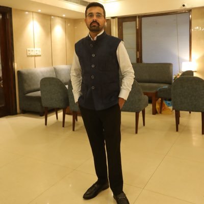 Arora_VaibhavV's profile picture. Vyapari । Garam Khyaali ।Stoic । Always Constructing Something । Bss Challi Janda ae Baabe di Mehar Karke । Here Only for Mauj-Masti |