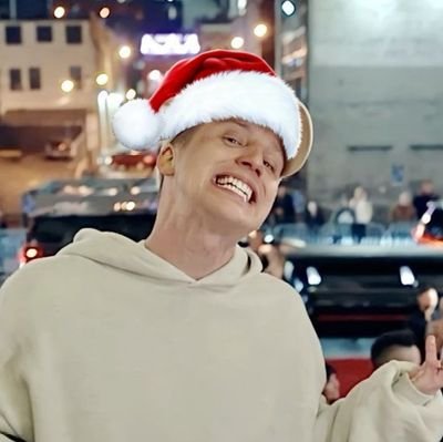 sp3ctrr's profile picture. hello darkness my old friend, knocking at my door again ⋮ #FinalHunt ୨ৎ #NFFEAREP