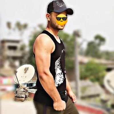 yadav_santoshhh's profile picture. 