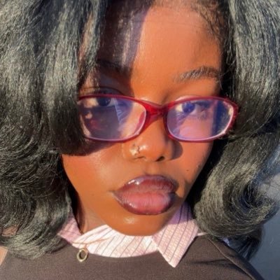 Romeoisafool's profile picture. • Funniest woman alive•Intern at a shrine•ISIS agent•Anime•This is AI 🤖🇪🇸🇫🇷🇭🇷