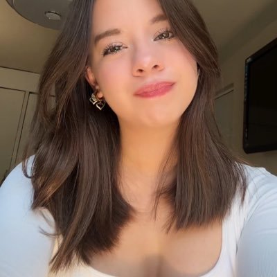 yulissacaz's profile picture. poetic soul