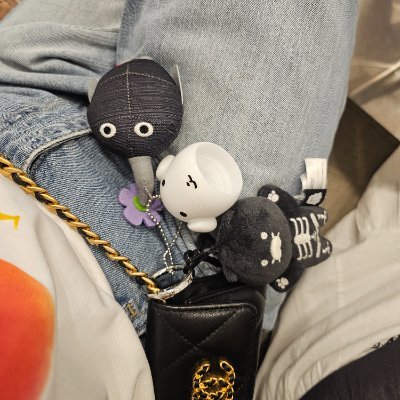 cutecats61's profile picture. 구독ㅇk / 메인트 메뉴판 확인!
이사는 팔로우 해주시면 따라갑니다. 헤어짐 블블
블블에 아무 감정 없습니다.