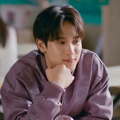 vantas012's profile picture. Fan account | multi fan | juniormark | surfjava | k-pop | also a study maniac