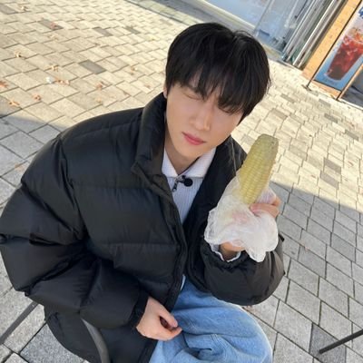 jeari0425's profile picture. Team I.M
Kyun Protector