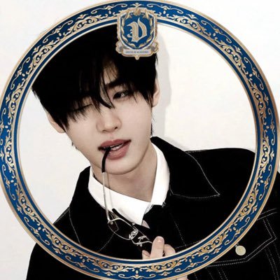 luvbugg_7's profile picture. ꒰ᐢ. .ᐢ꒱ She!! ✉️ Enhypen. εїз // german