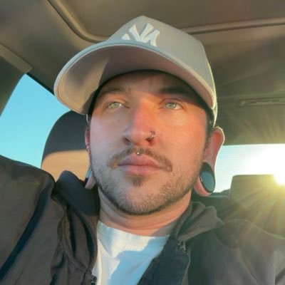 xxjakeorion's profile picture. five ⭐️ bro with a pussy 😏