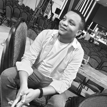 chekibobu_'s profile picture. Proudly Tanzania 🇹🇿 | A son of  East Africa | #mufc Fan | A born again Christian