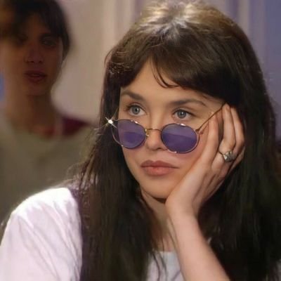 gwynplained's profile picture. annie, dreamboat annie, little ship of dreams