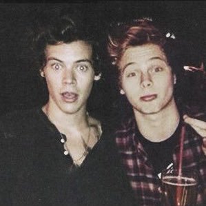 softlystylles's profile picture. 𝓃𝑜𝓌 𝒾’𝓂 𝒹𝒶𝓎𝒹𝓇𝑒𝒶𝓂𝒾𝓃𝑔 𝓌𝒾𝓉𝒽 𝓎𝑜𝓊𝓇 𝓈𝒾𝓁𝒽𝑜𝓊𝑒𝓉𝓉𝑒, 𝒾𝓉’𝓈 𝓉𝒽𝑒 𝓀𝒾𝓃𝒹 𝑜𝒻 𝓉𝒽𝒾𝓃𝑔 𝓎𝑜𝓊 𝒹𝑜𝓃’𝓉 𝒻𝑜𝓇𝑔𝑒𝓉