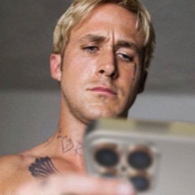 aplasticcap's profile picture. 