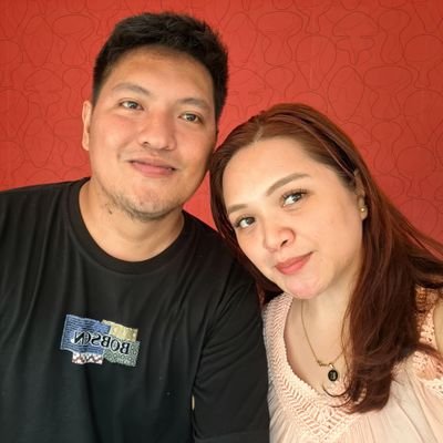 whenisayellaine's profile picture. Tetelestai.