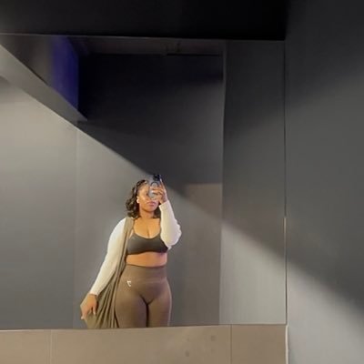 carolineakuak's profile picture. Blessed || African|| 🇬🇭