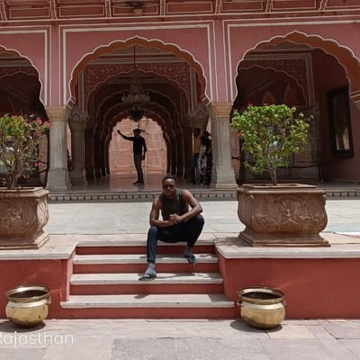 EliasTenece's profile picture. 