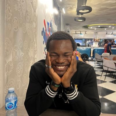 Ak_Bob_oye's profile picture. Web2/Web3 Dev that sells sneakers.