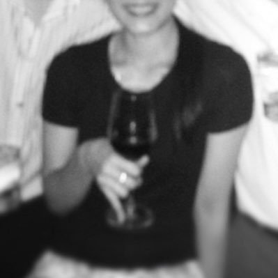 heaveninruins's profile picture. 