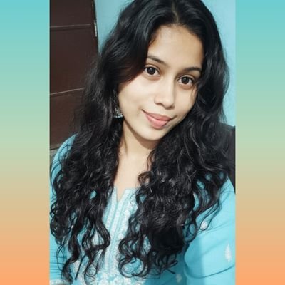 mona__tea's profile picture. 