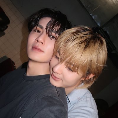 IVENTALAI's profile picture. #ZonZon #NanaNu #Zunshine 🌥️เฮียชอบบอกว่าเฮียโชคดีที่เจอหนู🌊 🐱หนูก็โชคดีที่ได้เจอเฮีย 🐶