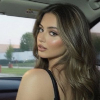 r_xx447's profile picture. 