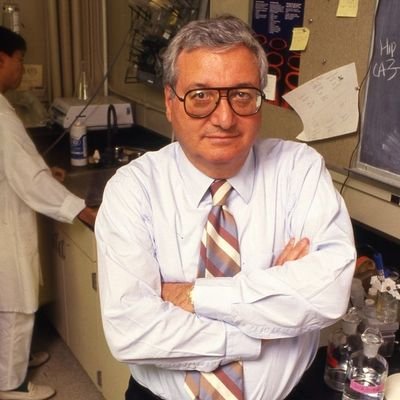 s_m12584's profile picture. 