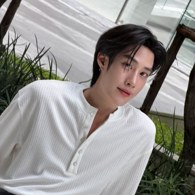 VnHunh40855436's profile picture. 