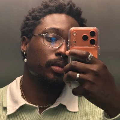 rafaelchisom's profile picture. A free spirit with a wild heart