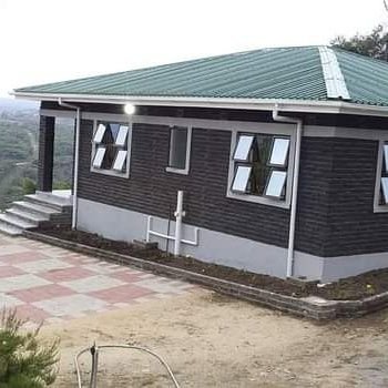 lodgebluehazs's profile picture. bluehaze cottages offer selfcatering accommodation. Full houses with fully equipped  kitchens,electric blanketed beds,wifi and housekeeping services.