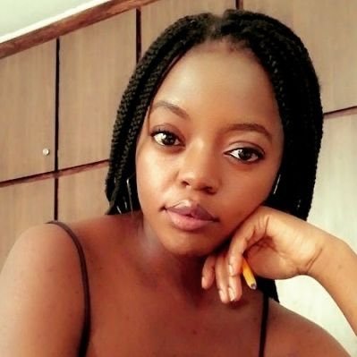 Portia_Tears's profile picture. Traveler °Books over flowers °God's child 🙏🏾 ♥️ °Professional Aunty🌻👩‍👧 °📚 👩‍🔬🔬🧪🥼🧬