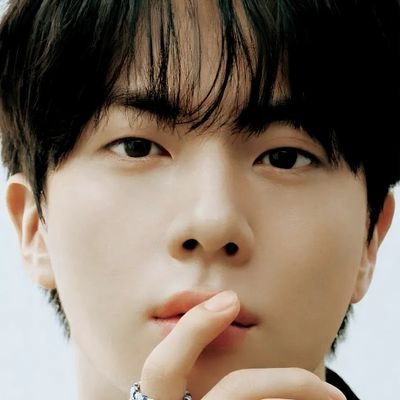 Samperinmoon88's profile picture. 