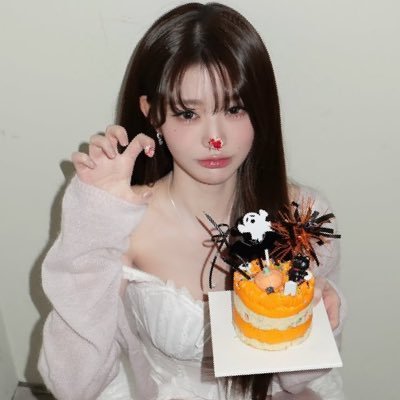 reilove12345's profile picture. 