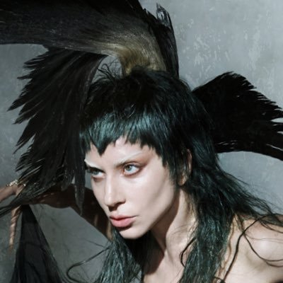 vampiiregrin's profile picture. excite me with your demise || 26 • infj • bi • ♏︎☼♊︎☾♍︎↑ • acab blm